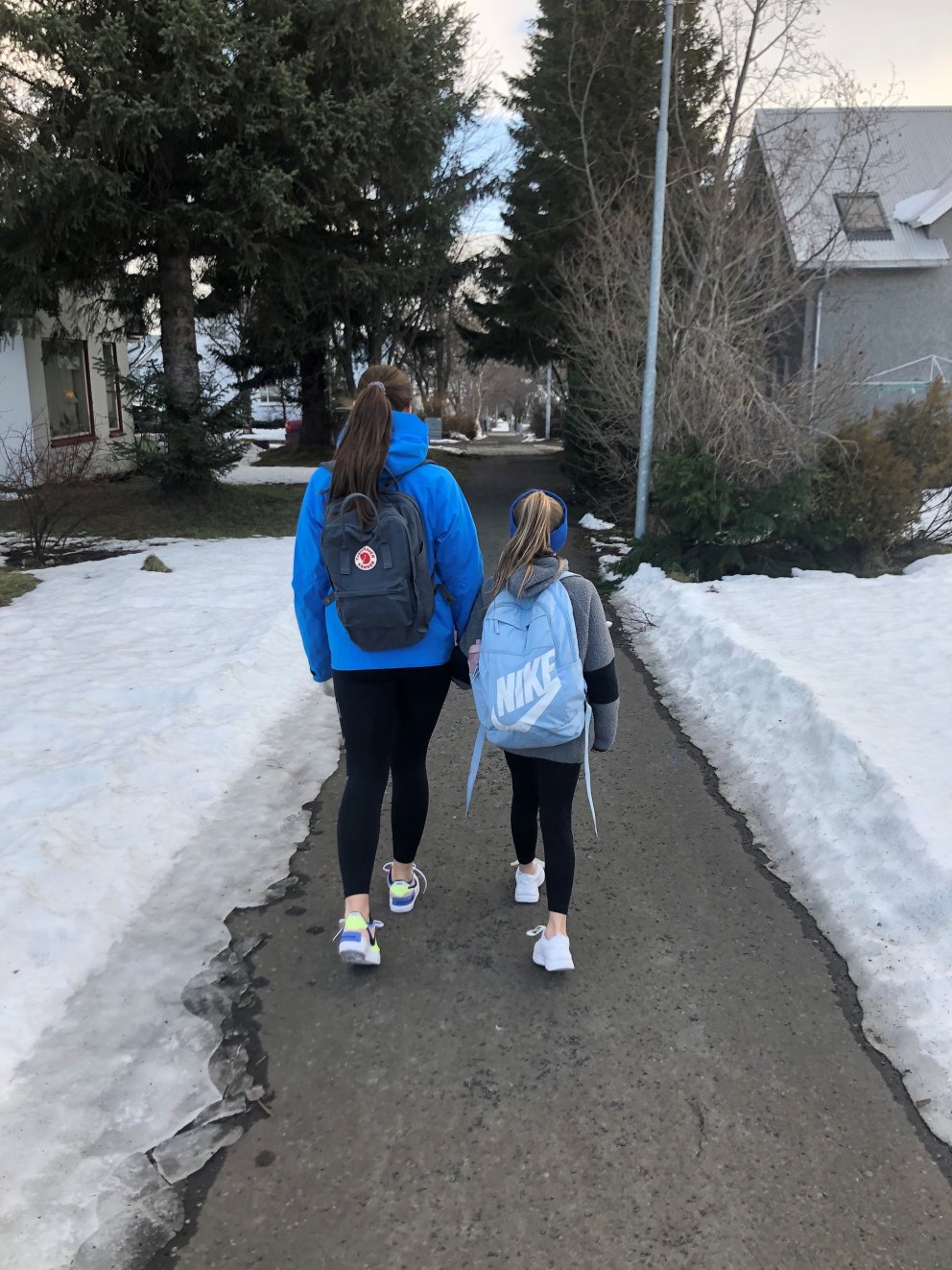 Á leið í skólann