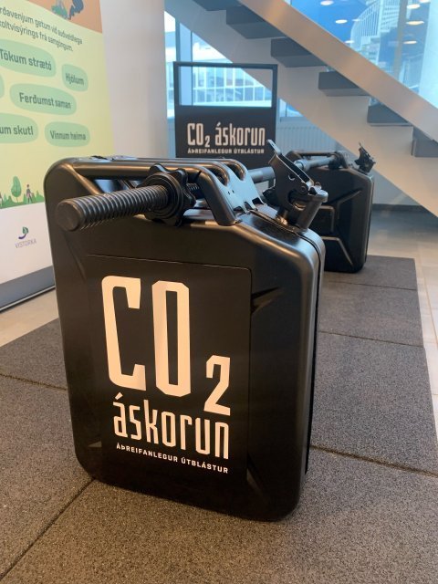 Tangible emissions - CO2 challenge