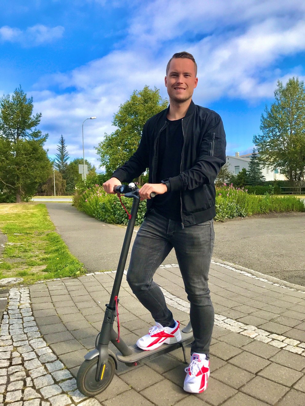 Rafmagnshlaupahjól eru raunhæfur samgöngukostur á Akureyri