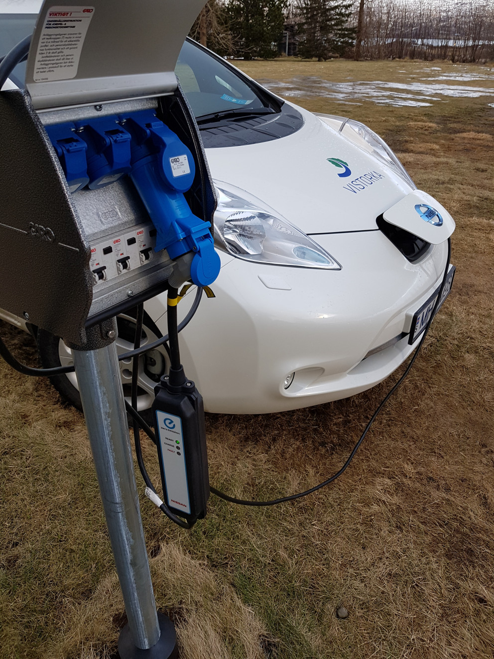 Kurteisisvenjur við hleðslustöðvar fyrir rafbíla